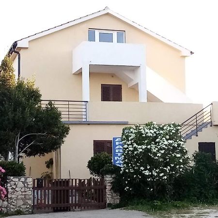 Apartments Božito - separate entrance&private terrace Nin Esterno foto