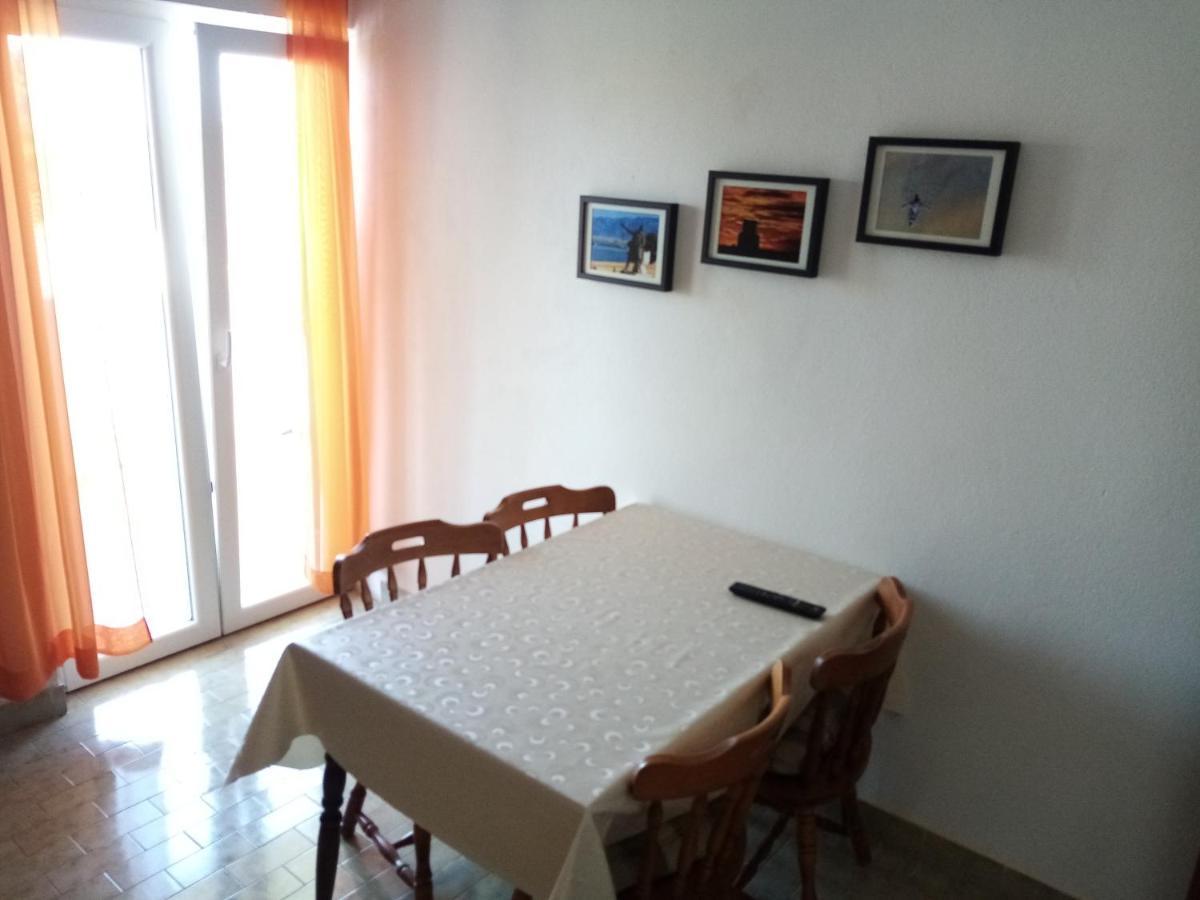Apartments Božito - separate entrance&private terrace Nin Esterno foto