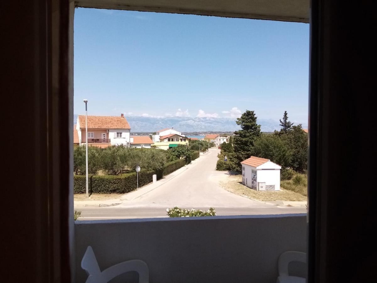 Apartments Božito - separate entrance&private terrace Nin Esterno foto